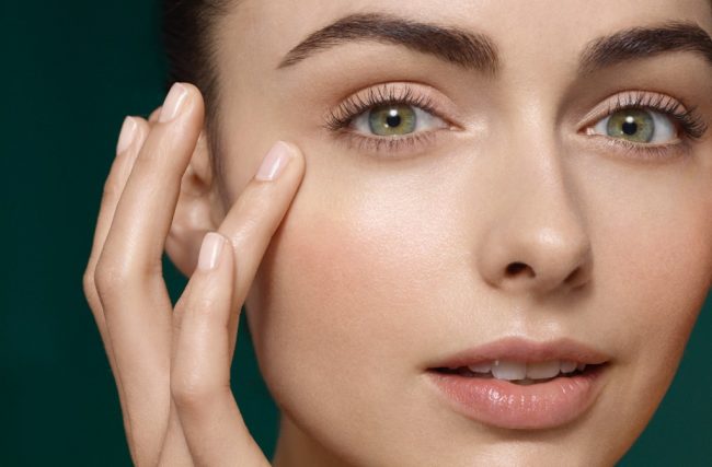 เซรั่ม POWERFUL VIT-C REJUVENATING SERUM